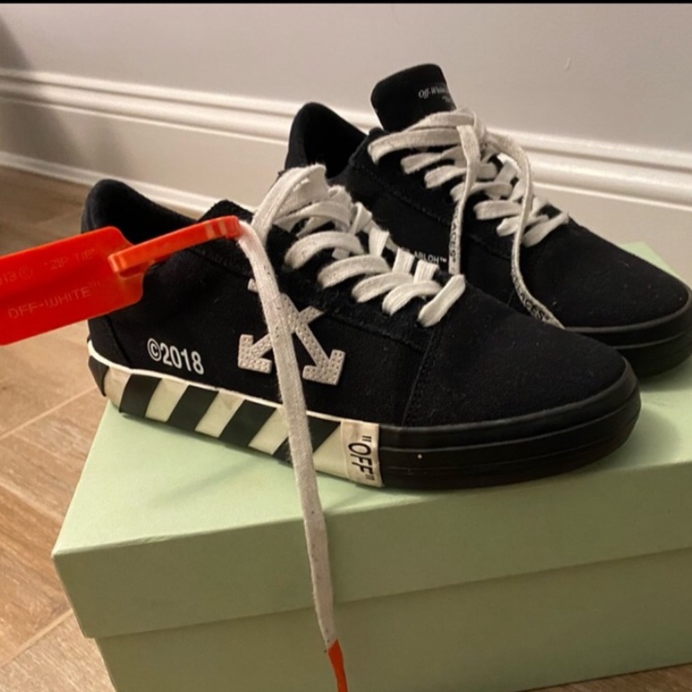 Off-White Vulcanized Sneakers